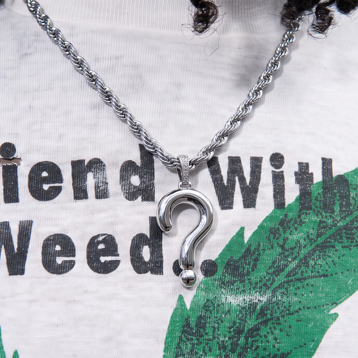 GLD x IDK New York Question Mark Pendant in Sterling Silver