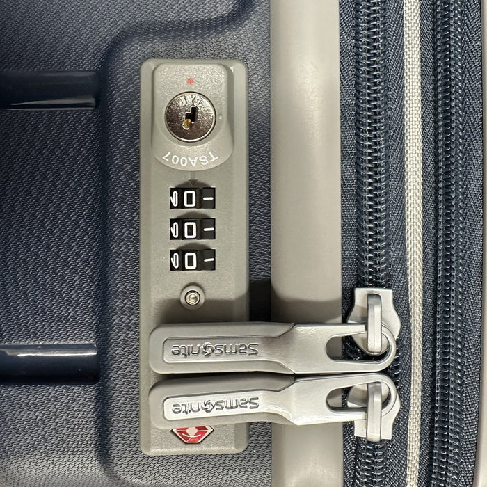 8413492