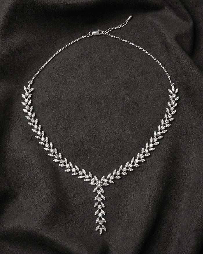 Clara 925 Sterling Silver Aiza Necklace