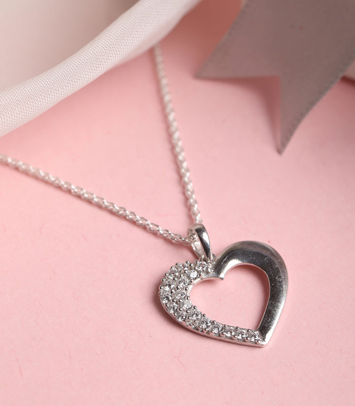 CLARA 925 Sterling Silver Brisa Heart Pendant Chain Necklace