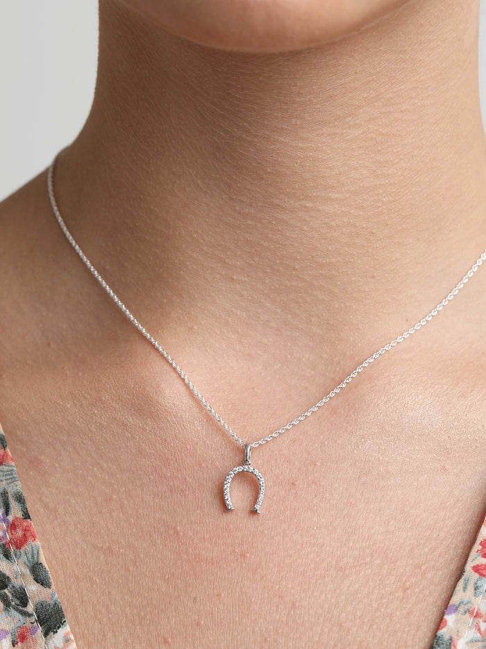 CLARA 925 Sterling Silver Magnet Pendant Chain Necklace