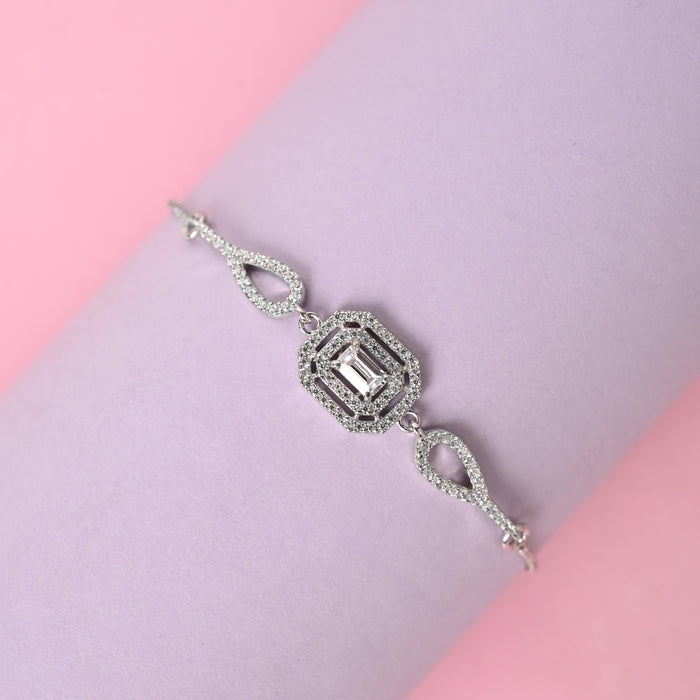 CLARA 925 Pure Silver Octa Solitaire Hand Bracelet