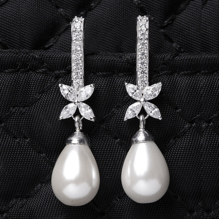 Silver Pearl Hina Earrings